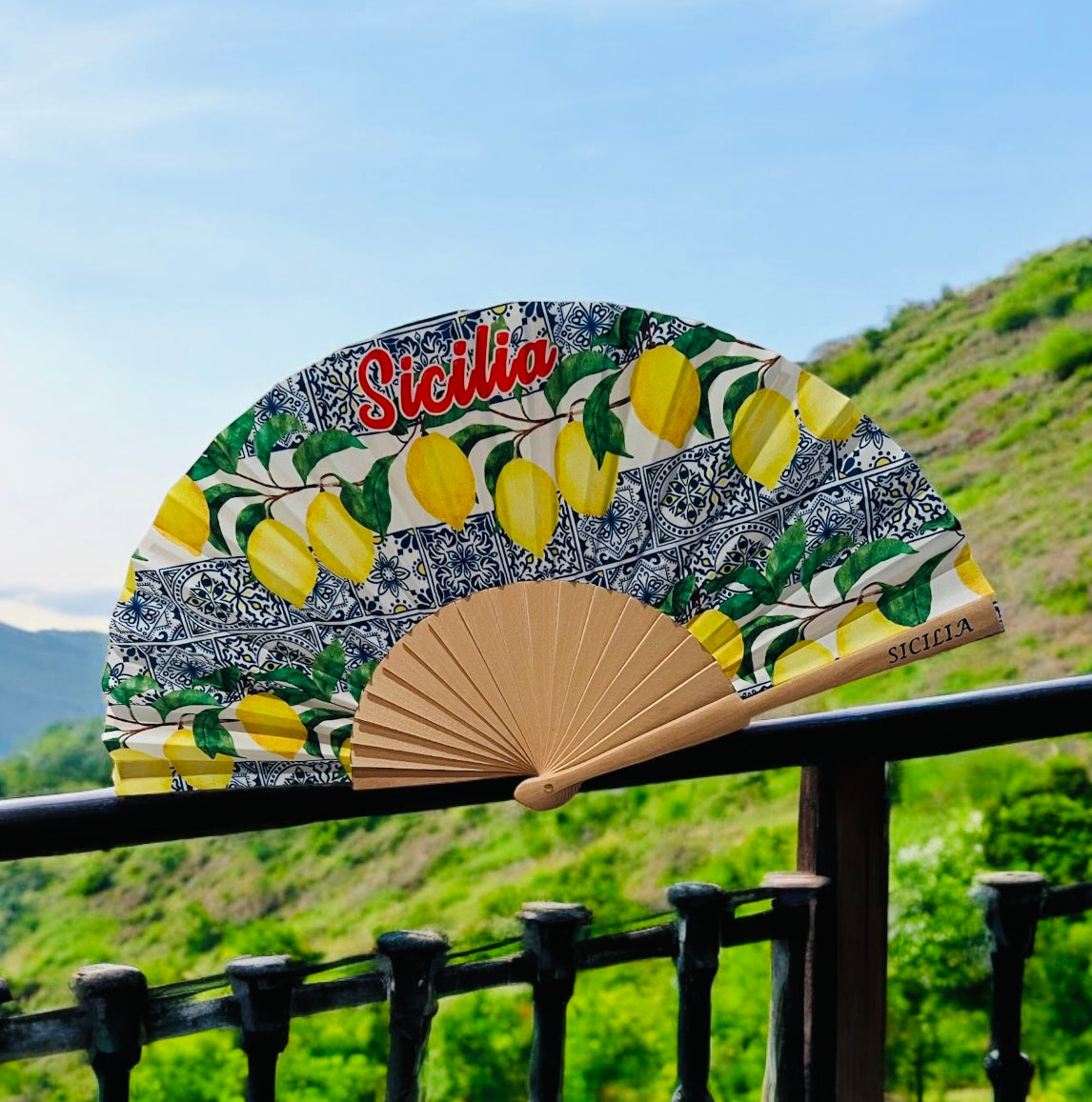 1 Sicilia Hand Fan