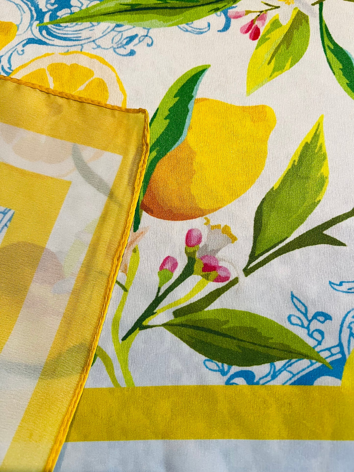 Lemon Foulard in Faux Silk - 27 X 27 inches