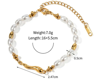 Gold and Pearl Cornicello Bracelet in Stainless Steel.