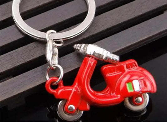 Italian Vespa Keychain ItalianandmoreCo